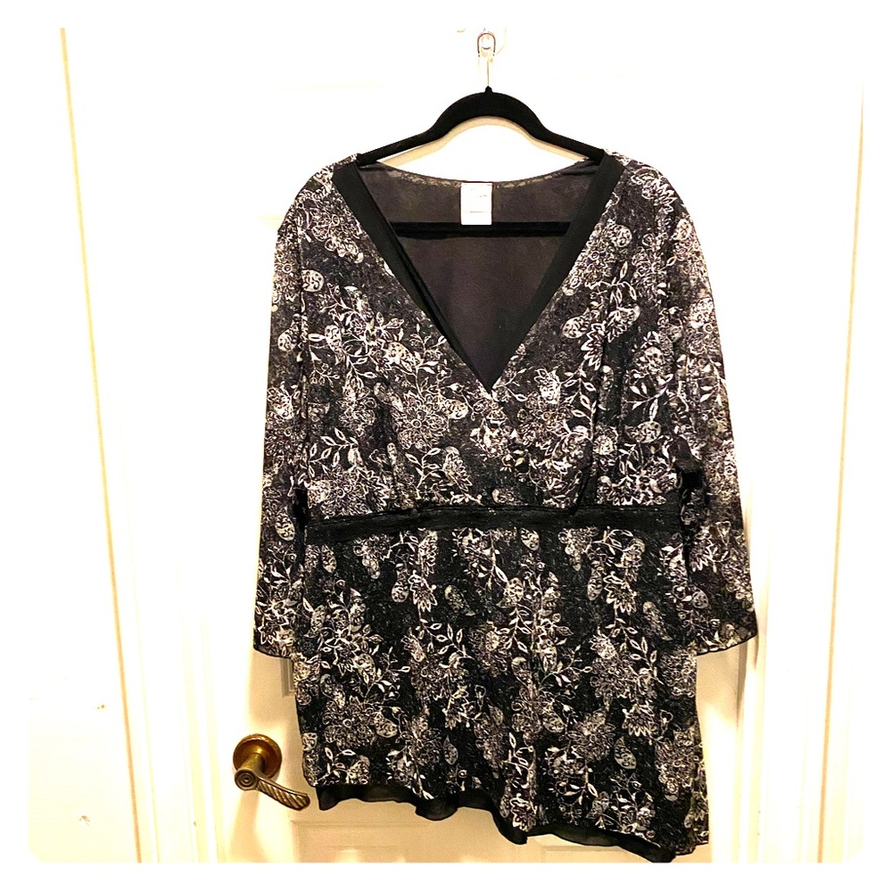 Black and white blouse
